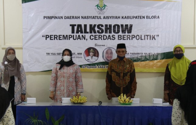 Wakil Bupati Blora Tri Yuli Setyowati ‘Perempuan, Cerdas Berpolitik’