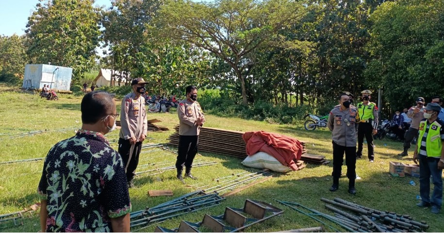 PETUGAS GABUNGAN Polres Blora