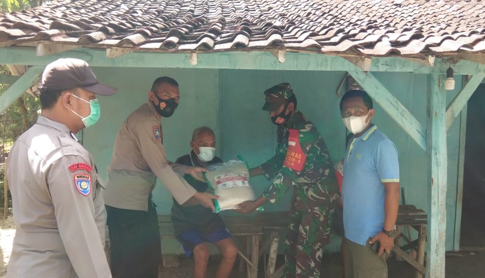 bantuan sosial