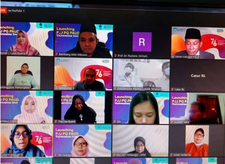Bambang Anto Wibowo saat mengikuti peresmian peluncuran Perkuliahan Jarak Jauh (PJJ) S1 PG PAUD Wilayah Pati, Purwodadi dan Brebes secara virtual, IKIP Veteran (Ivet) Semarang, pada Rabu (4/8/2021).