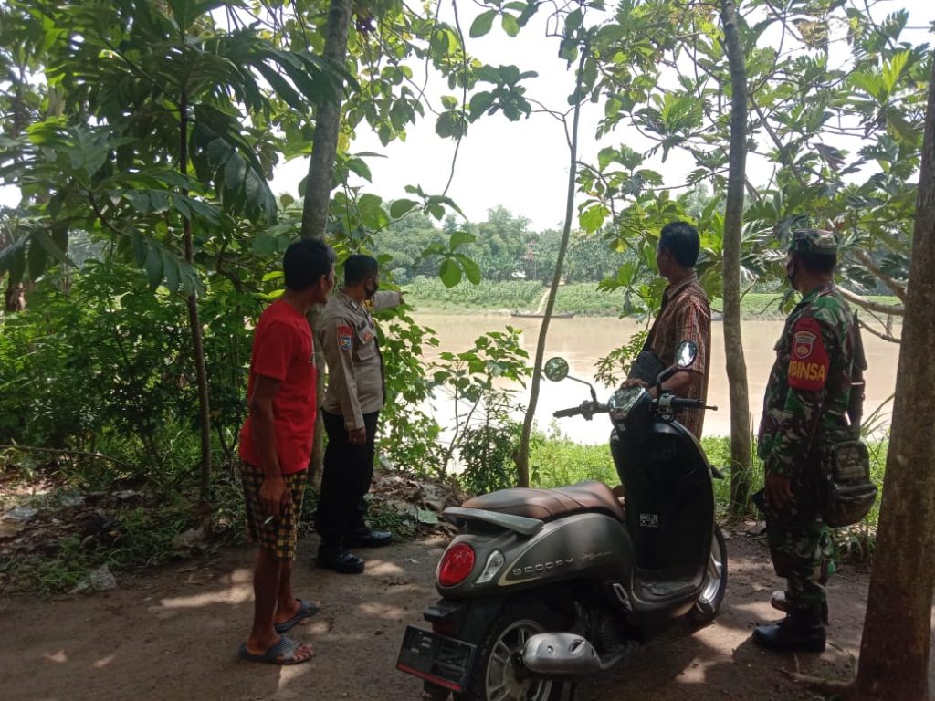 Menyikapi datangnya musim penghujan yang menimbulkan kerawanan bencana banjir ataupun tanah longsor di sekitar wilayah bantaran sungai di kabupaten Blora, terutama daerah aliran sungai Bengawan Solo, pada Kamis (04/11).