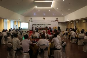 Wakil Bupati Blora Tri Yuli Setyowati saat membuka kegiatan Rakornis Kewilayahan dengan tema “Penguatan SDM Kewilayahan Menuju Blora Unggul dan Berdaya Saing” di Hotel Arra Cepu, Kamis (24/11/2022).