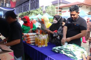 Kepala Dinas Ketahanan Pangan (Dishanpan) Provinsi Jawa Tengah, Ir. Dyah Lukisari, M.Si, mengapresiasi keaktifan gerakan pangan murah  di Blora.