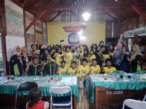 Peserta Lokakarya Penulisan Potensi Pangan di Desa Nglarohgunung, Senin (12/12).