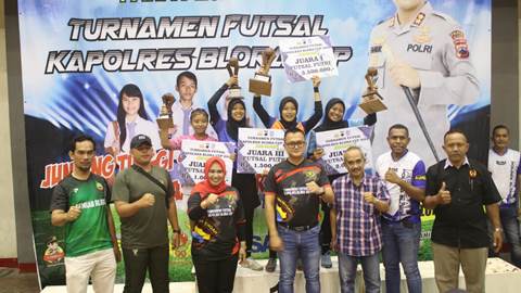 SMAN 3 Bojonegoro Juara Turnamen Futsal Kapolres Blora Cup 2023