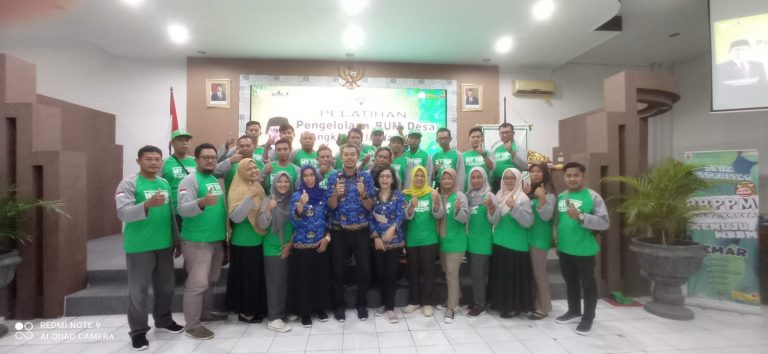 10 Bumdes Desa di Blora saat mengikuti pelatihan BBPPM Yogyakarta