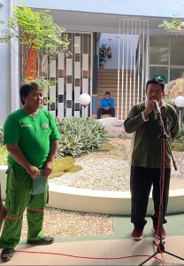 Kepala DLH Blora, Istadi Rusmanto saat konferensi pers pengelolaan sampah di ruang DLH Blora, Jumat (28/4/2023).