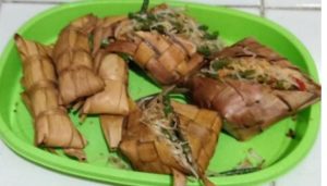 Kupat Jembut tradisi unik syawalan khas Semarang