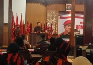 Ketua MPO Pemuda Pancasila Blora, Siswanto saat memberikan sambutan Muscab ke-V di aula DPRD Blora, Sabtu (20/5/2023).