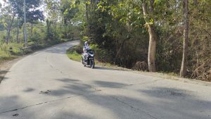 Warga Jatiklampok tewas tergelincir akibat tumpahan cor beton di tikungan ruas jalan Blora-Randublatung, wilayah Lemah Puteh.