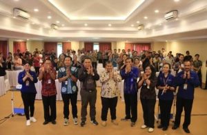 Bupati Jembrana I Nengah Tamba usai membuka kegiatan peningkatan literasi, digitalisasi keuangan dan perluasan pembiayaan berbasis klaster di Hotel Jibarwana, Jumat (16/6).