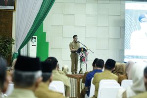 Bupati Bandung Dadang Supriatna saat mengisi acara Sosialisasi Penguatan Antikorupsi, Senin (24/7/2023).