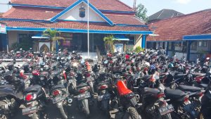 Sebanyak 110 kendaraan turut diamankan petugas saat konvoi pengesahan warga baru di Blora, Senin (31/7/2023).