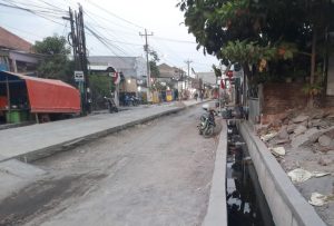Menurut data pada kanal aduan Sapa Mbak Ita sepanjang 1 Juli 2023 – 6 Agustus 2023, terdapat 96 aduan dari warga Semarang terkait jalan rusak, infrastruktur secara umum hingga perencanaan jalan. 