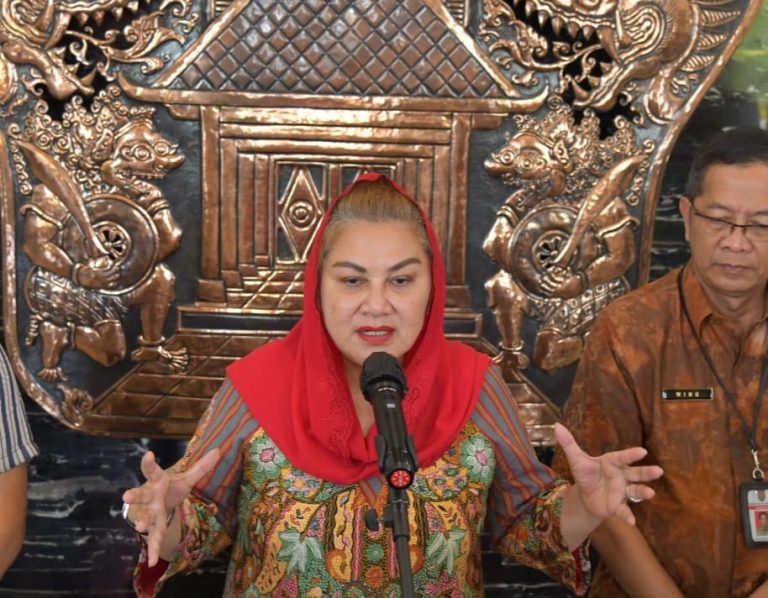 Wali kota Semarang Hevearita Gunaryanti Rahayu