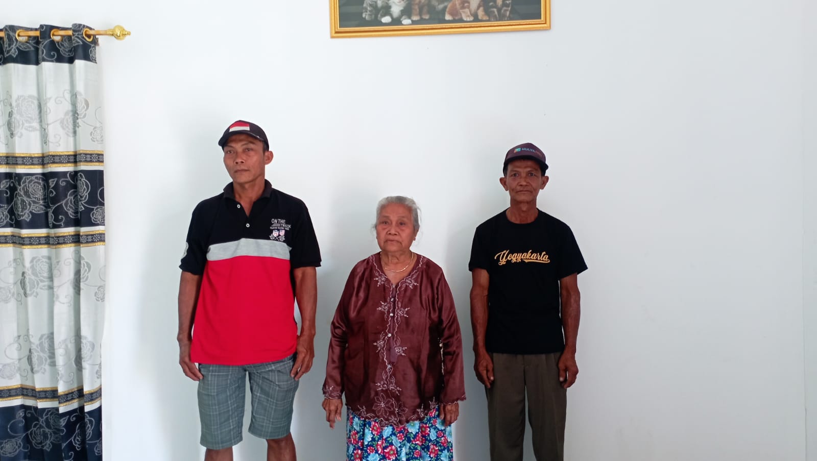 Nenek Arhan, Suratmi (80), saat ditemui wartawan dirumah Pratama Arhan, Selasa (15/8/2023).