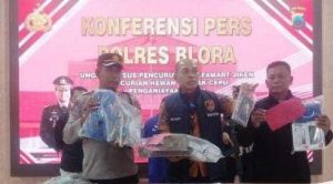 Kasatreskrim Polres Blora, AKP Slamet dalam konferensi pers di Aula Mapolres Blora, pada Jumat (18/8).