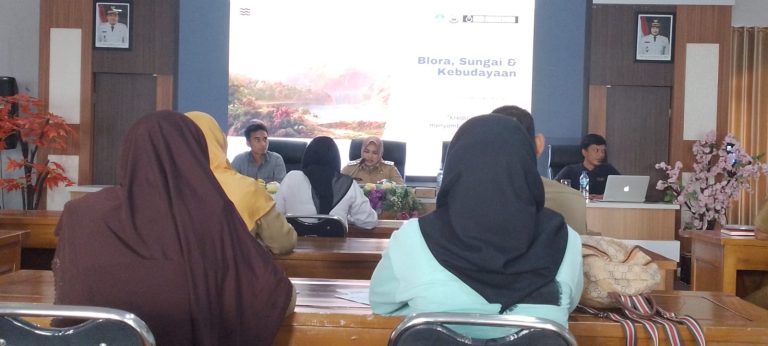 Wakil Bupati Blora saat mengikuti FGD program Blora, Sungai dan Kebudayaan di Diknas, Senin (19/11/2023).