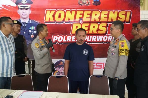 Lagi Asyik Judi Togel, Seorang Pria Purworejo Diringkus di Pos Kamling