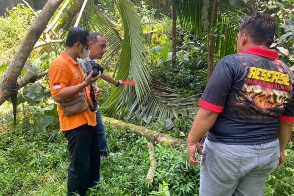 Korban sempat ditolong dan mendapatkan perawatan di rumah sakit namun kemudian meninggal dunia.