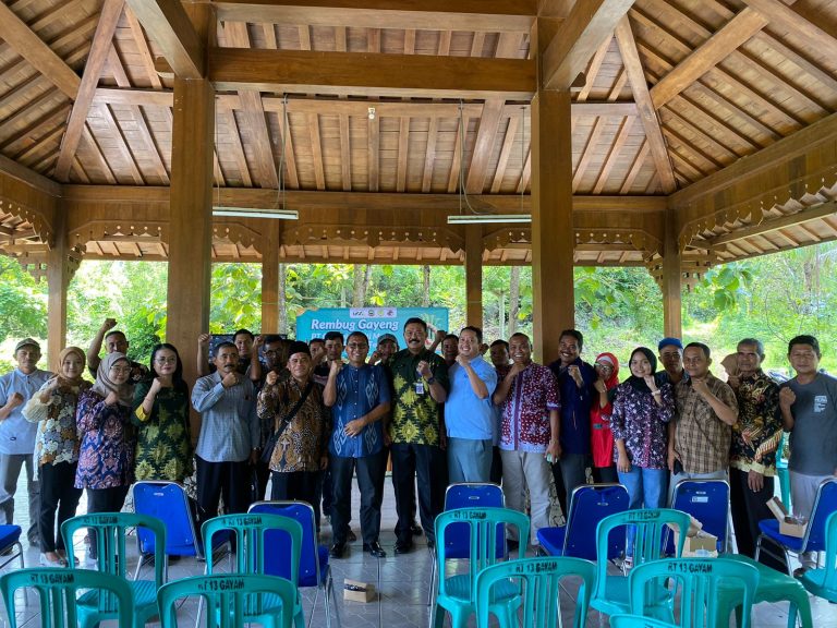 PT GMM Blora bersama petani tebu dan DP4 Blora saat Rembug Gayeng dan Halal Bihalal, beberapa waktu lalu, Jumat (10/5).