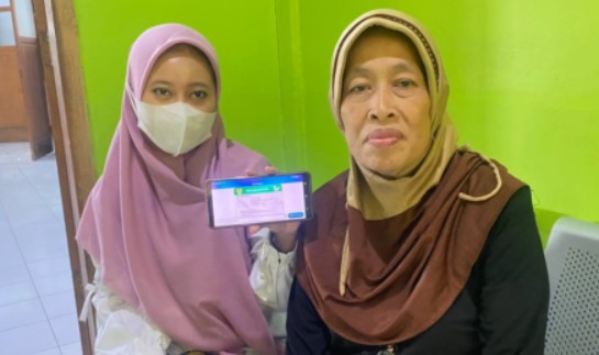 Winarti (55) seorang ibu rumah tangga berdomisili di dukuh jembangan Kec. Sukolilo Kabupaten Pati