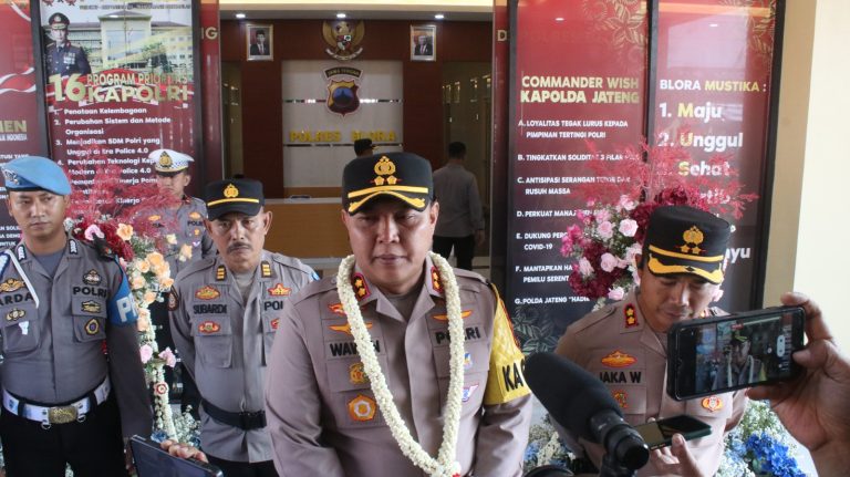 AKBP Wawan Andi Terima Estafet Tongkat Kapolres Blora, Gantikan AKBP Jaka Wahyudi