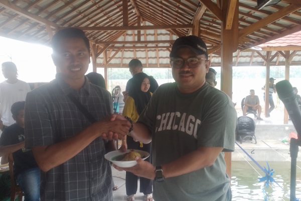 Camat Blora Meresmikan Kolam Pemancingan "Telaga Agung" Desa Tambaksari