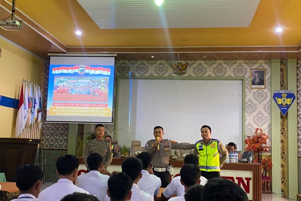 Satlantas Polres Blora Gelar Edukasi Keselamatan Berlalu Lintas di SMAN 1 Ngawen