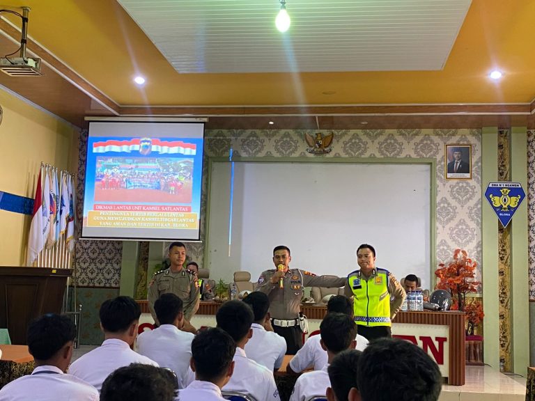 Satlantas Polres Blora Gelar Edukasi Keselamatan Berlalu Lintas di SMAN 1 Ngawen