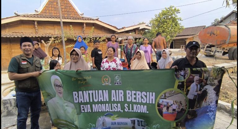 Eva Monalisa Dorong Bantuan 200 Tangki Air Bersih untuk Warga Blora