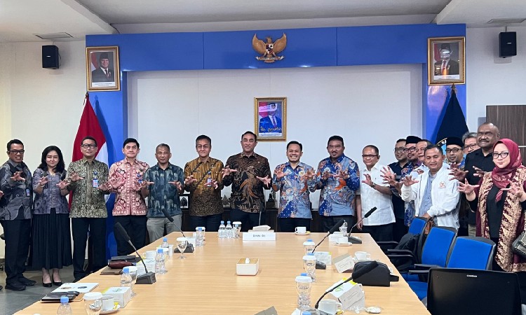 Asosiasi DPRD Kabupaten Seluruh Indonesia (ADKASI) mendorong perluasan Badan Narkotika Nasional Kabupaten/Kota (BNNK) hingga menjangkau 415 kabupaten di Indonesia