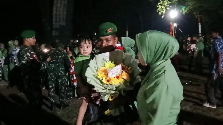 Hadapi Medan Berat Papua, 449 Prajurit Yonif 410/Alugoro Kembali ke Markas